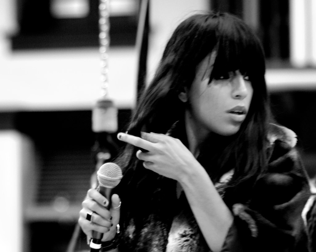 Лорин слушать. Лорин. Loreen 2013. Лорин Нуне. Heal Лорин.