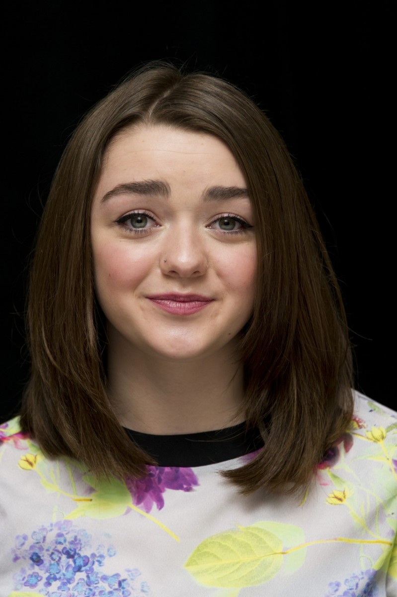 Maisie Williams Photo 154 Of 819 Pics, Wallpaper - Photo #709789 