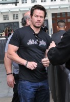 photo 5 in Mark Wahlberg gallery [id626929] 2013-08-22