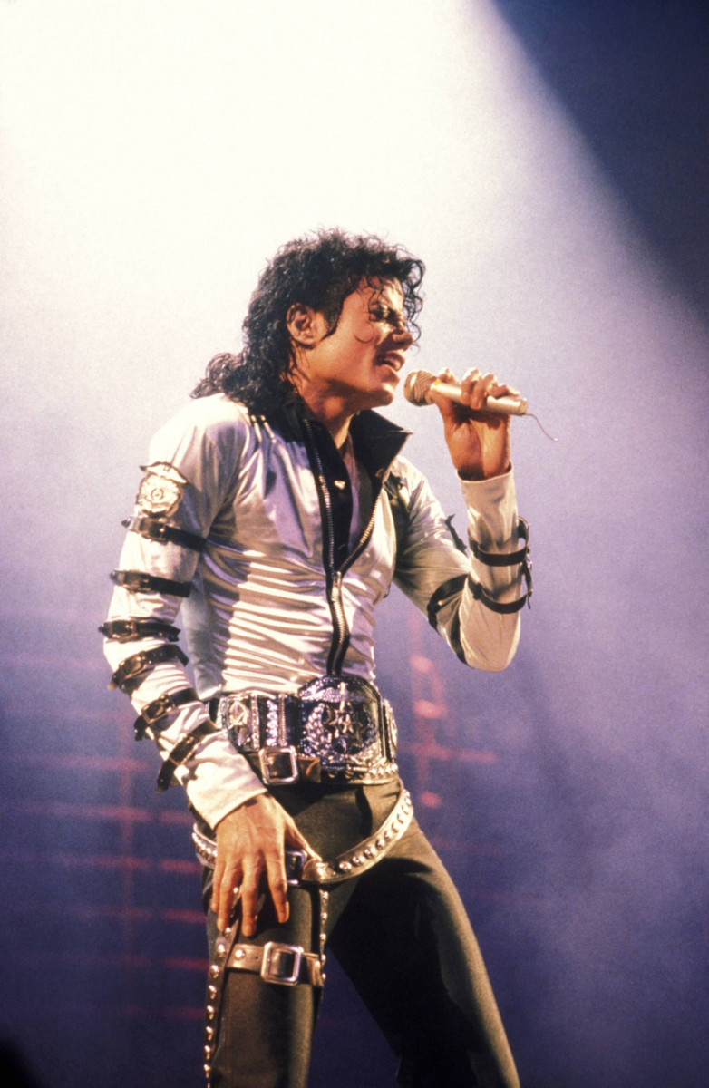 Michael Jackson Dancing Art iPhone 8 Wallpapers Free Download