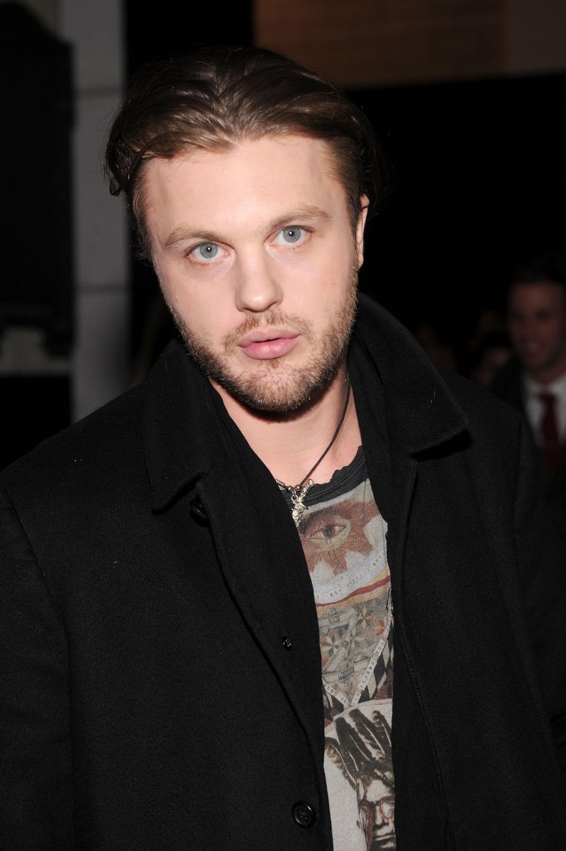 Michael Pitt photo 29 of 49 pics, wallpaper photo 849954 ThePlace2