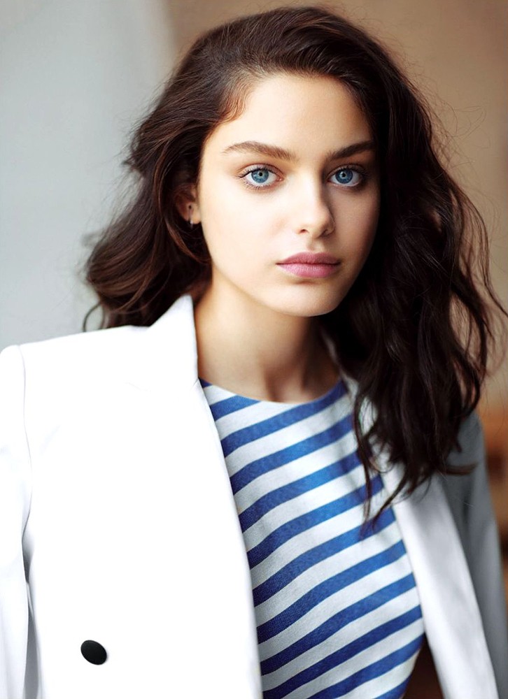 Odeya Rush wallpaper in 360x720 resolution