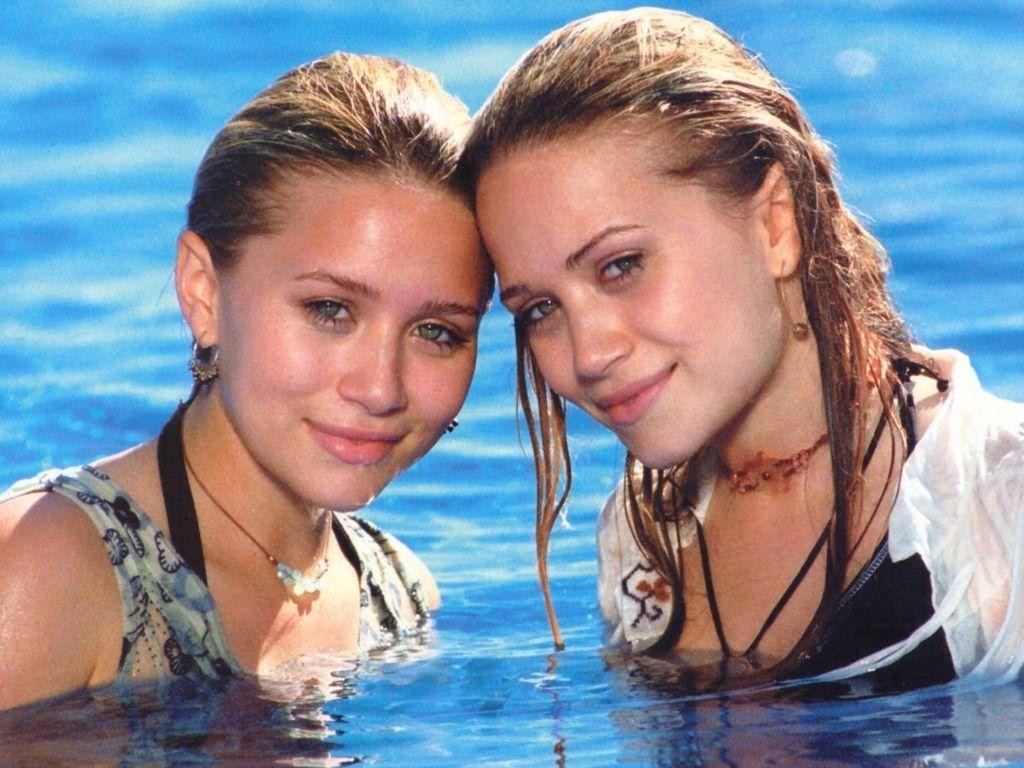 Olsen Twins Photo 156 Of 755 Pics Wallpaper Photo 111504 Theplace2 