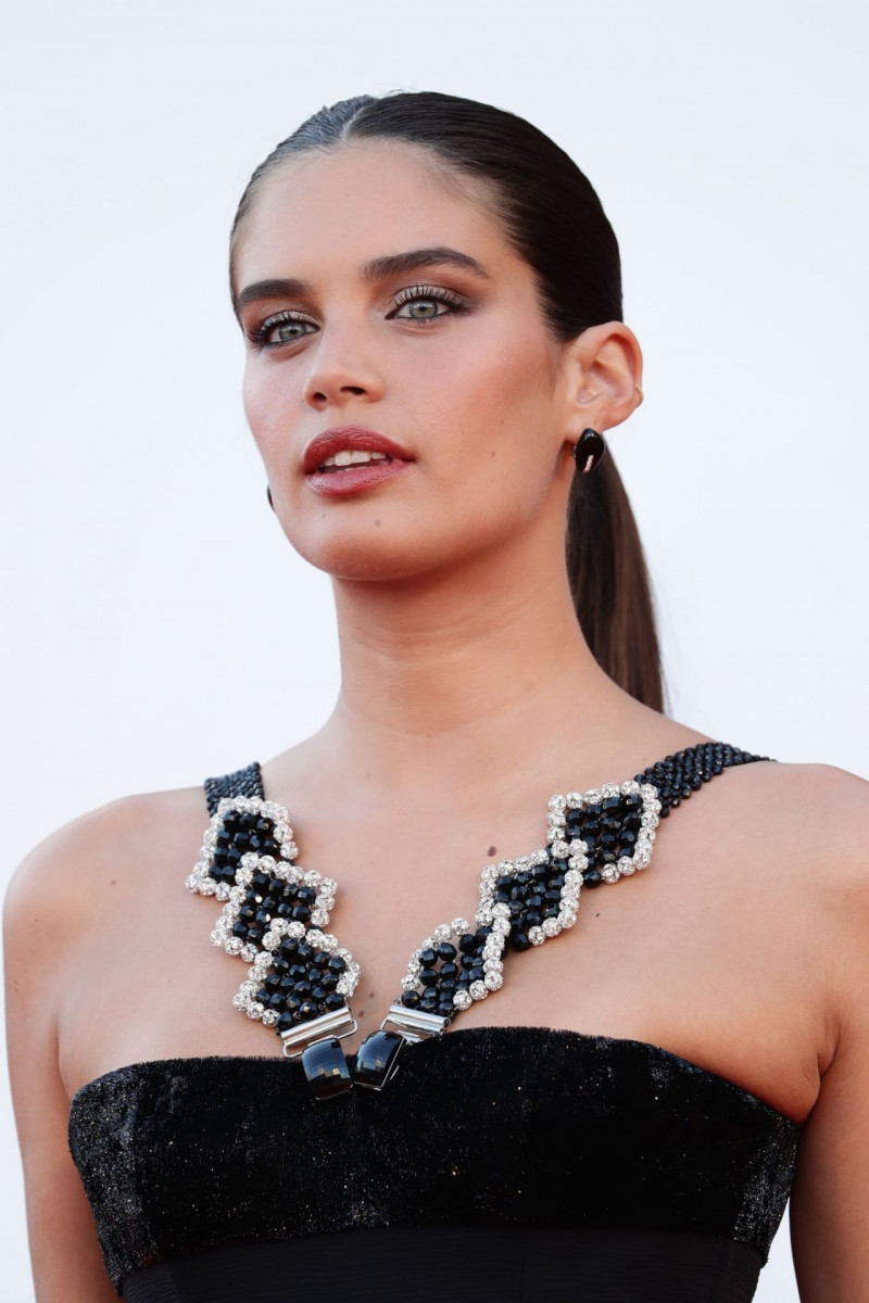 Sara Sampaio photo 2532 of 2906 pics, wallpaper - photo #1267078 ...