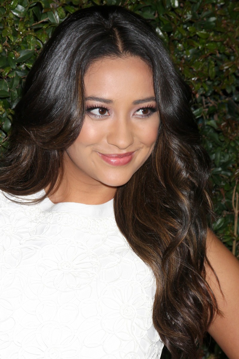 Shay Mitchell photo 173 of 1775 pics, wallpaper - photo #486811 - ThePlace2