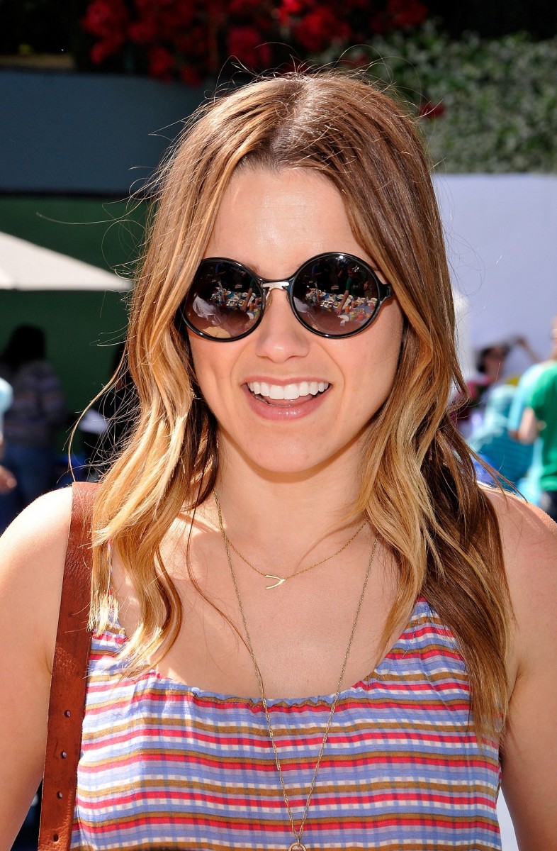 Sophia Bush photo 95 of 730 pics, wallpaper - photo #493006 - ThePlace2