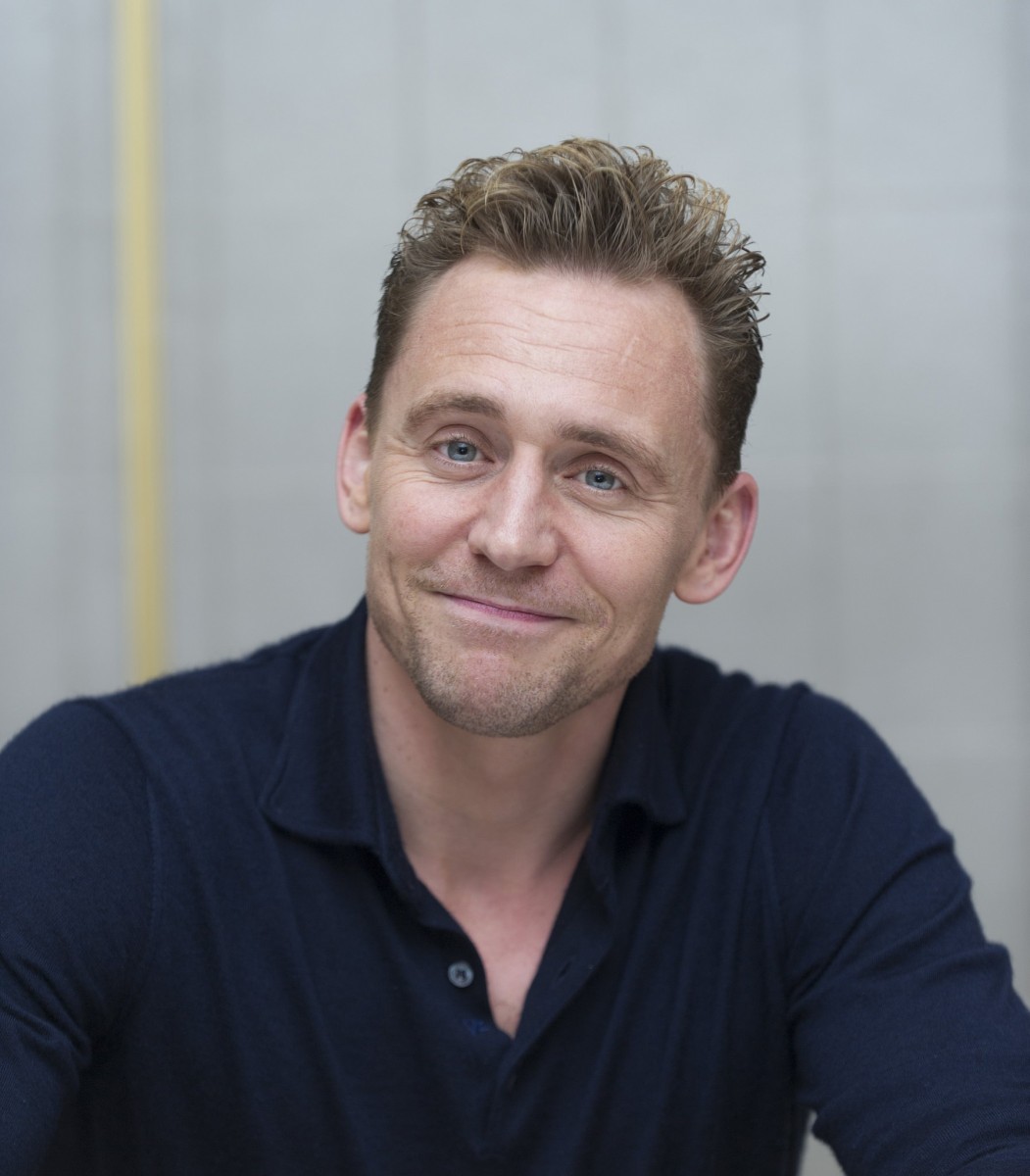 Tom Hiddleston photo 427 of 949 pics, wallpaper - photo #843090 - ThePlace2