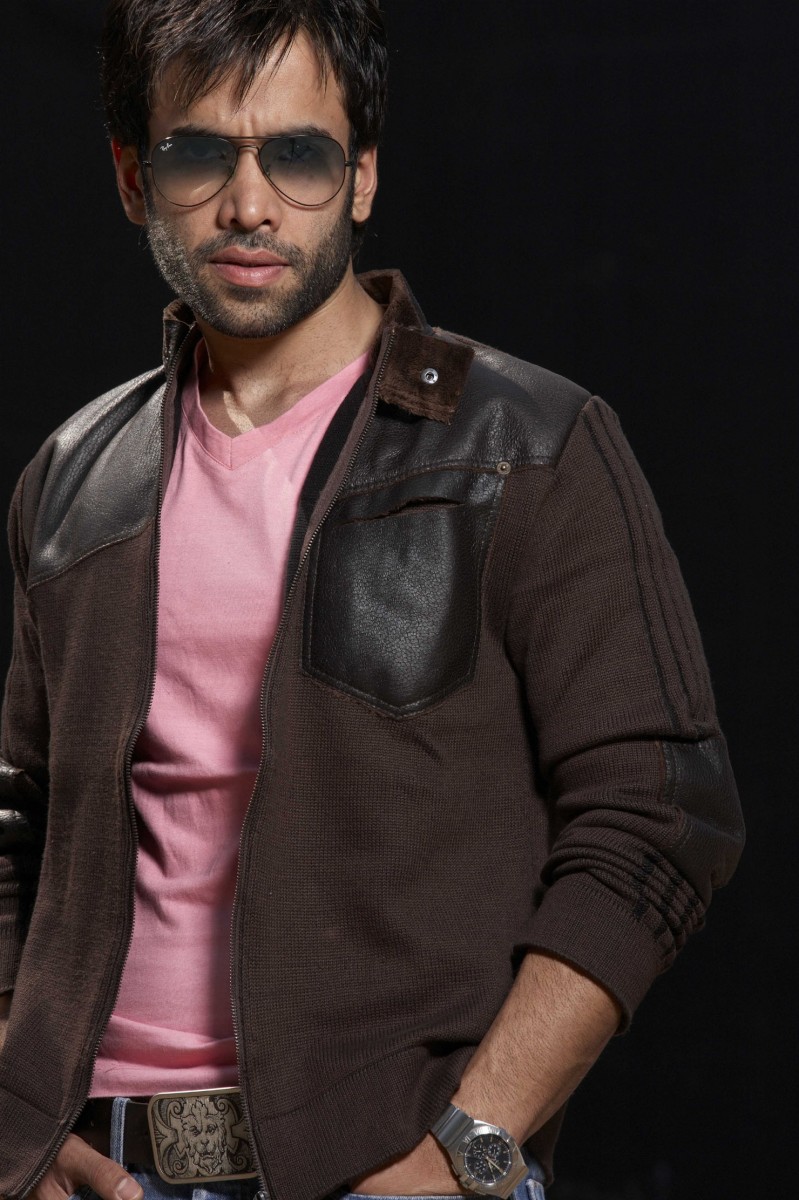 Tusshar Kapoor photo 6 of 6 pics, wallpaper - photo #431017 - ThePlace2