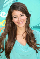 photo 17 in Victoria Justice gallery [id213346] 2009-12-11