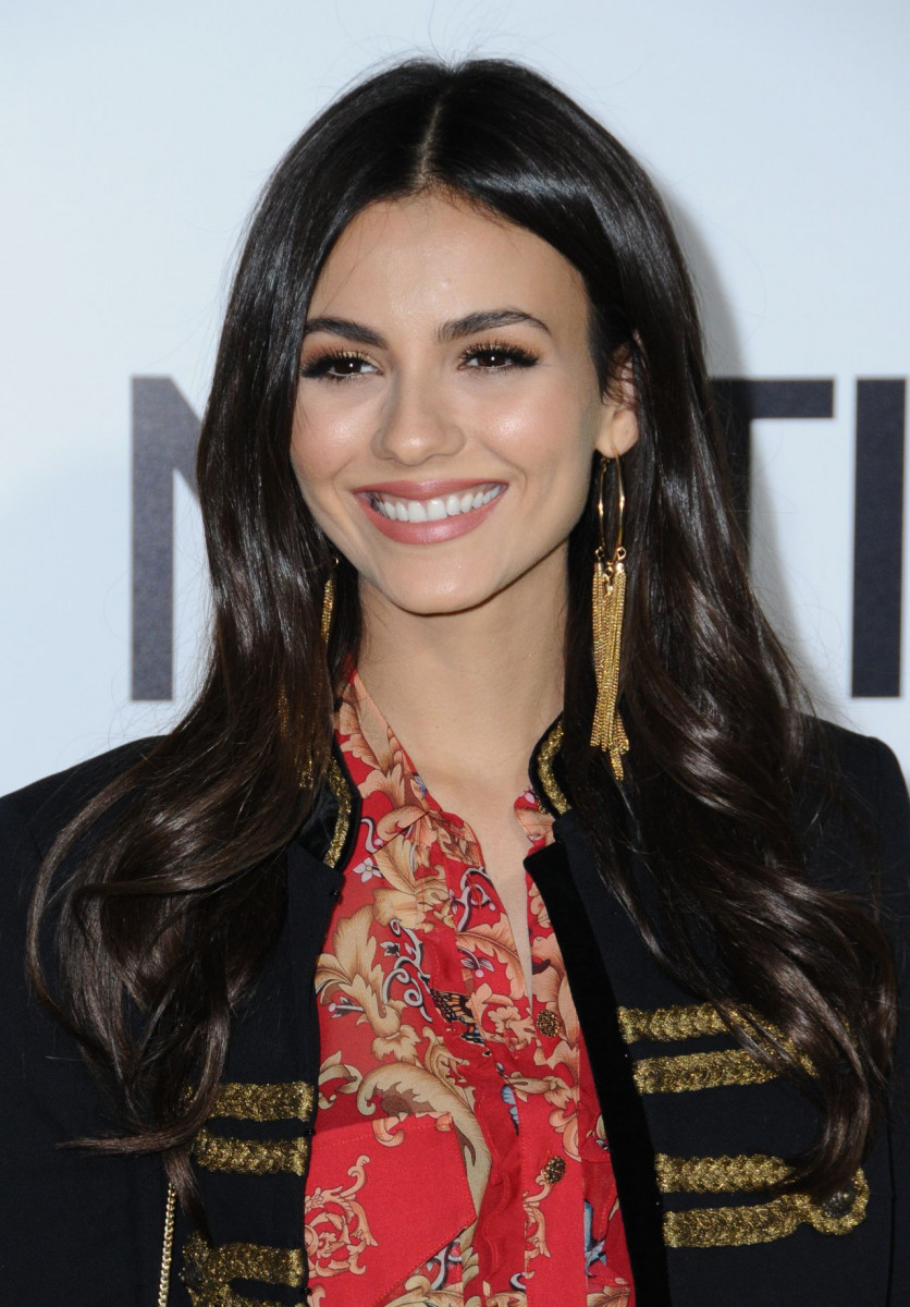 Victoria Justice photo 1790 of 2799 pics, wallpaper - photo #970209 ...