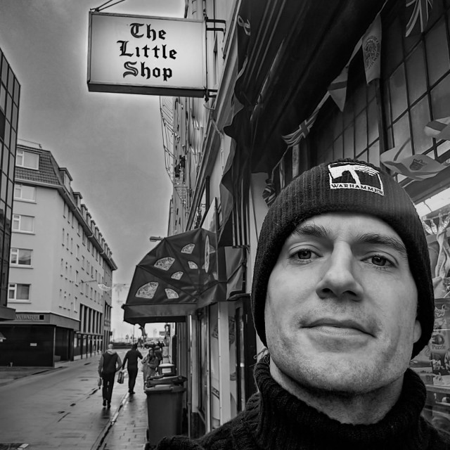 Henry Cavill instagram post 482932