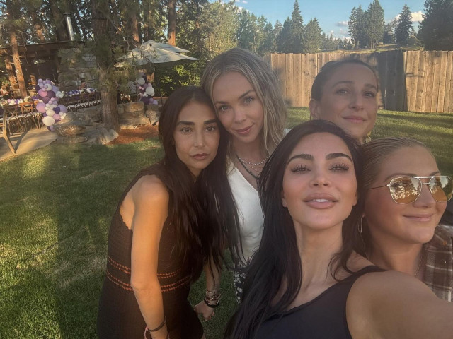 Kim Kardashian instagram post 493103