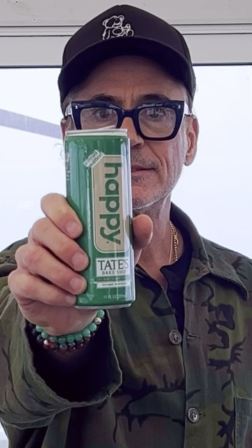 Robert Downey Jr. instagram post 489937