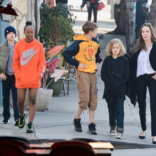 After Christmas: Angelina Jolie went for a breakfast with children in LA