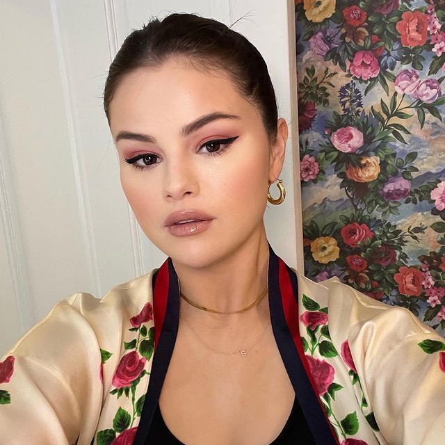 Selena Gomez commented on her failed makeup at the Met Gala