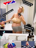 Katy Perry showed her figure 5 days after giving birth