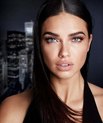 photo 11 in Adriana Lima gallery [id1318835] 2022-12-31 00:00:00