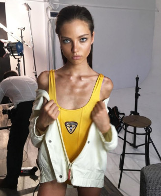 Alesya Kafelnikova pic #960121