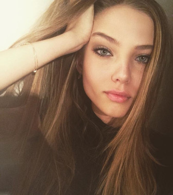 Alesya Kafelnikova pic #960115