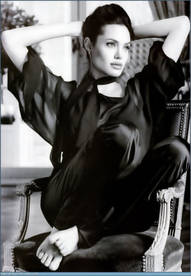 Angelina Jolie pic #86271