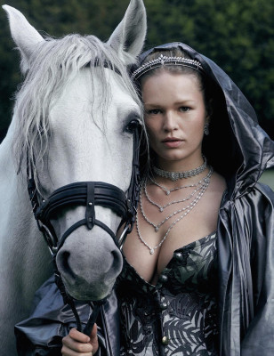 Anna Ewers pic #1193709