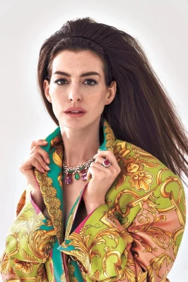 Anne Hathaway pic #1307533