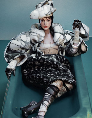 Anne Hathaway pic #1351265