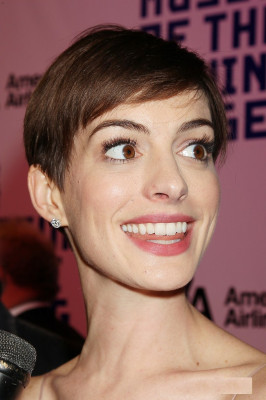 Anne Hathaway pic #561884