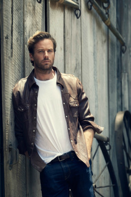 Armie Hammer pic #916444