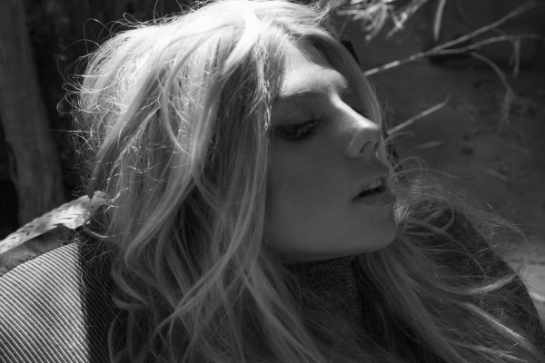 Charlotte Mckinney pic #856616