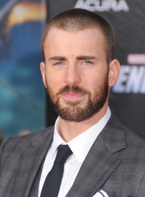 photo 5 in Chris Evans gallery [id510930] 2012-07-17 00:00:00