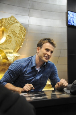 Chris Evans pic #273092