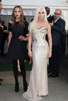 photo 3 in Versace gallery [id495398] 2012-06-04 00:00:00