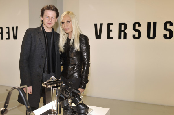 photo 21 in Donatella Versace gallery [id231923] 2010-02-01 00:00:00