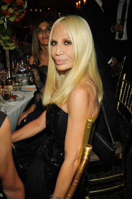 photo 10 in Donatella Versace gallery [id438727] 2012-01-30 00:00:00