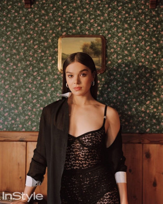 photo 8 in Hailee Steinfeld gallery [id1278653] 2021-11-04 00:00:00