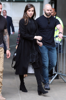 Hailee Steinfeld pic #945392