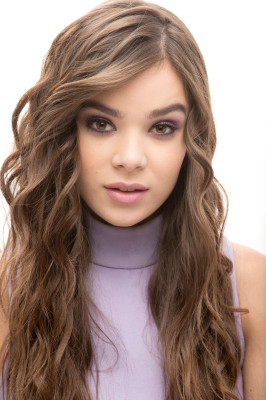 Hailee Steinfeld pic #899157