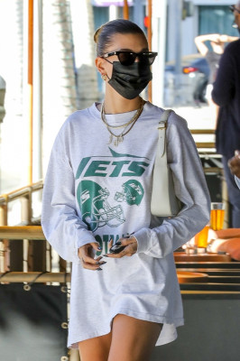 photo 20 in Hailey Baldwin gallery [id1279762] 2021-11-14 00:00:00