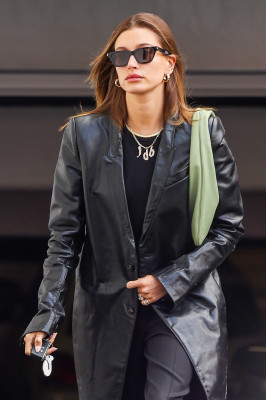 Hailey Baldwin pic #1279751