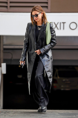 Hailey Baldwin pic #1279752