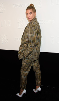 Hailey Baldwin pic #961451