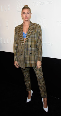 Hailey Baldwin pic #961452