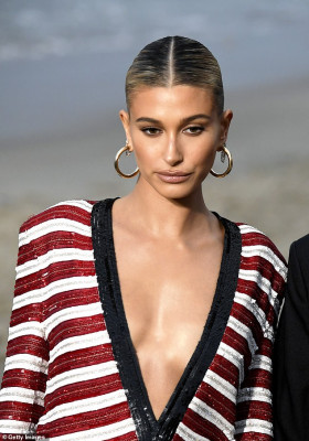 Hailey Baldwin pic #1144024