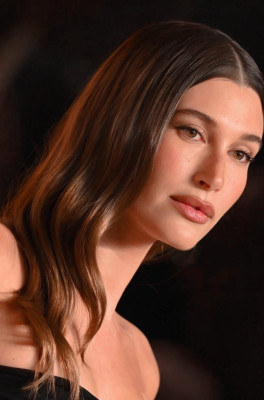 Hailey Baldwin pic #1370137