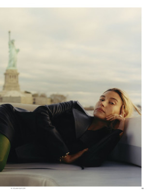Hailey Baldwin pic #1168406
