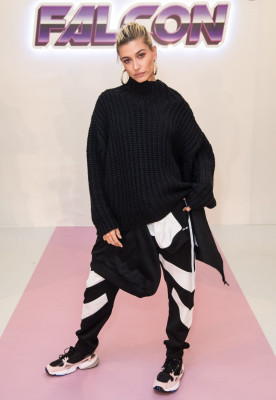 Hailey Baldwin pic #1067908