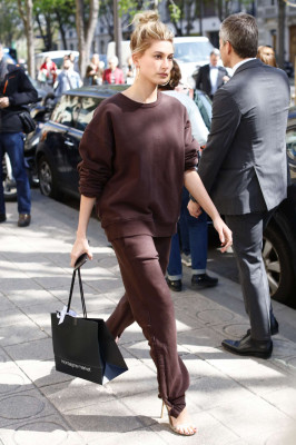 Hailey Baldwin pic #919798