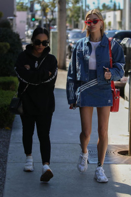 Hailey Baldwin pic #1024312