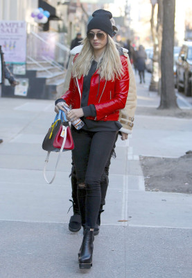 Hailey Baldwin pic #836103